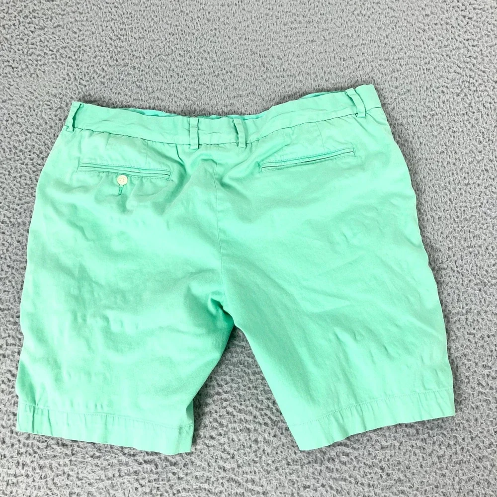 B. Draddy Shorts Mens 38 Green Chino Flat Front Golf Cotton Stretch